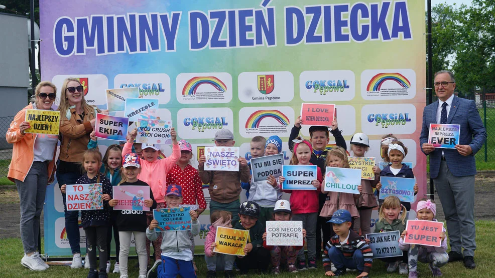 Gminny Dzień Dziecka w Pępowie. Dla ponad 600 dzieci zaświeciło dziś słońce [GALERIA] - Zdjęcie główne