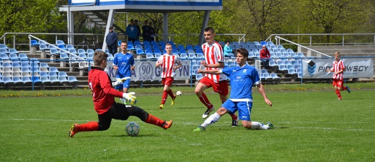 Juniorzy na piątkę. Kania - Ostrovia 5 : 0 - Zdjęcie główne