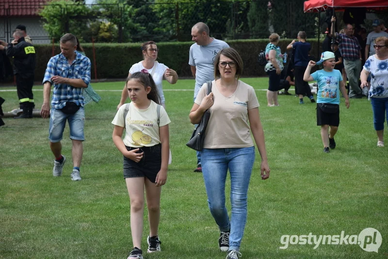 Poniec. Dwanaście OSP z terenu gminy wystawiło swoje drużyny w trzech kategoriach w tegorocznych zawodach sportowo-pożarniczych