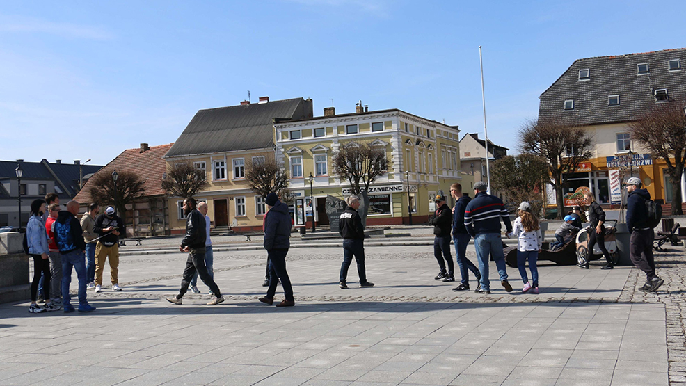 Mieszkańcy Gostynia nie protestowali i rozczarowali organizatorów. Policja wyjaśnia sprawę - Zdjęcie główne