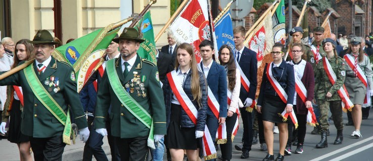 Dla ocalenia Ojczyzny naszej, niniejszą Konstytucję uchwalamy - Zdjęcie główne