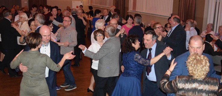 Zabrali wygodne buty i roztańczyli się na całego - Zdjęcie główne