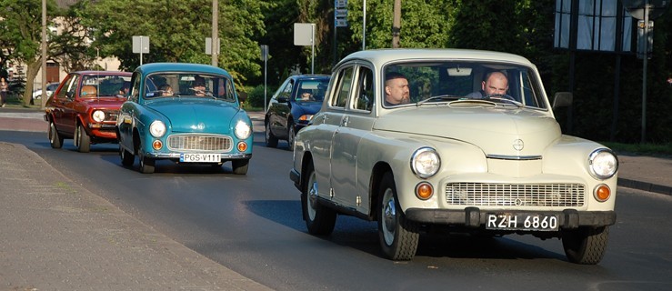 Syrena, trabant, żuk i WSK - one królowały na ulicach w PRL-u  - Zdjęcie główne