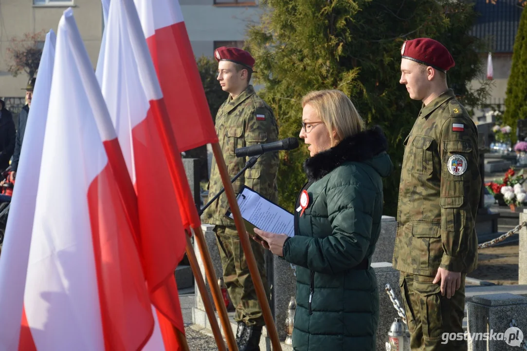 Krobia. Na zakończenie obchodów 103. rocznicy odzyskania przez Polskę niepodległości przed pomnikiem Powstańców Wielkopolskich padły bardzo znamienne słowo; że "najwyższe cele osiągaliśmy tylko wówczas, gdy jednoczyła nas wspólna sprawa"