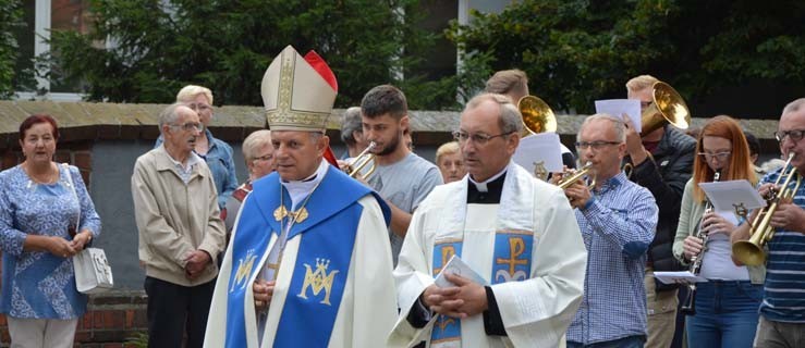 Każdy ma specjalną pieśń do zaśpiewania - Zdjęcie główne