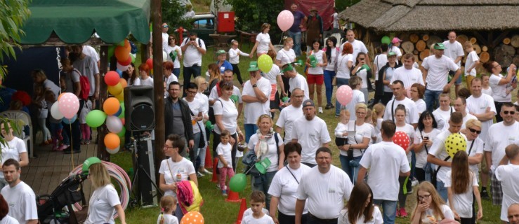 Na ten piknik przyjechały całe rodziny - Zdjęcie główne