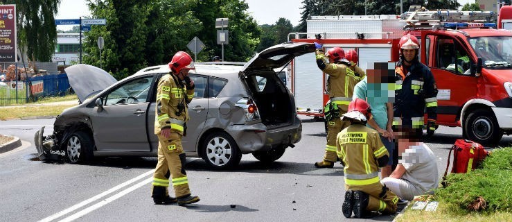 Uderzyła w auto, którym kierował gostyński lekarz  - Zdjęcie główne