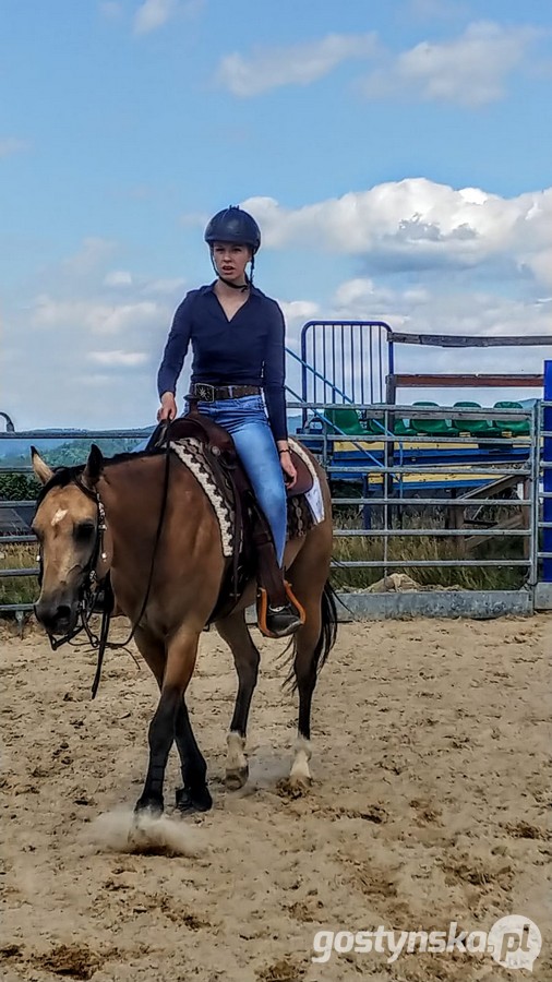 Międzynarodowe Mistrzostwa Polski Western i Rodeo w Karpaczu odbywają się na terenie rancza i miasteczka o wdzięcznej nazwie Western City