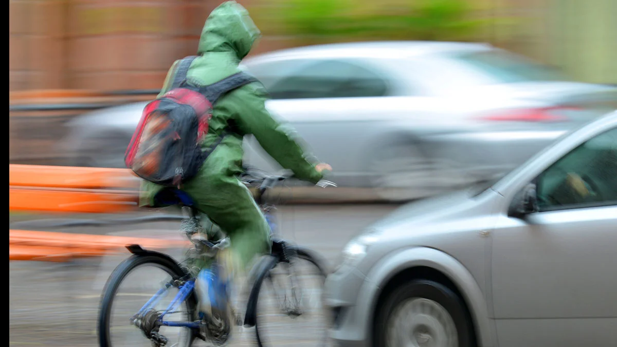 Zanim wytrzeźwiał wsiadł na rower. "Wydmuchał" niemało. Policjanci z Ponieca w akcji - Zdjęcie główne