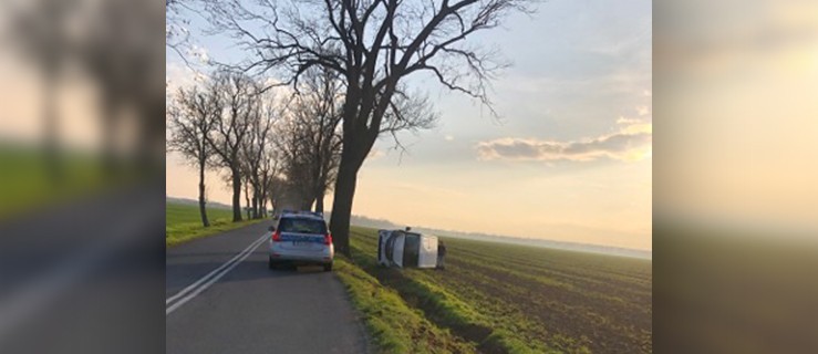 Na łuku wypadł z drogi - Zdjęcie główne