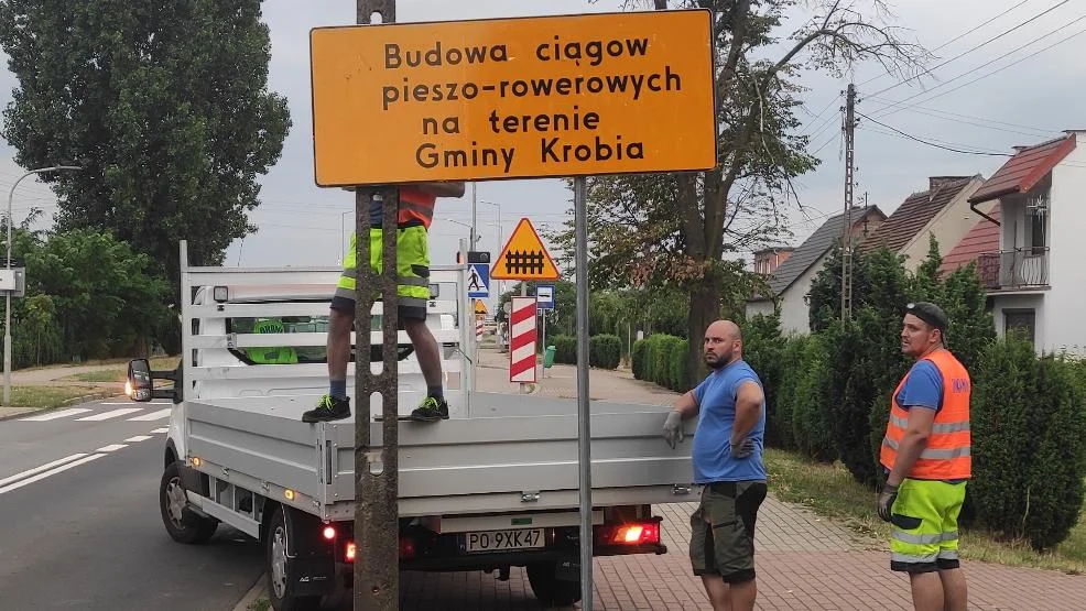 Budowa ścieżek pieszo-rowerowych Krobia-Kuczyna i Krobia-Żychlewo. Będą utrudnienia w ruchu na DW434 - Zdjęcie główne