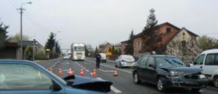 Wypadek w Kotlinie: dwie osoby w szpitalu  - Zdjęcie główne