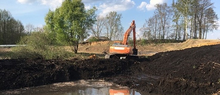 Sposób na suszę - zachęcają rolników do budowy zbiorników - Zdjęcie główne