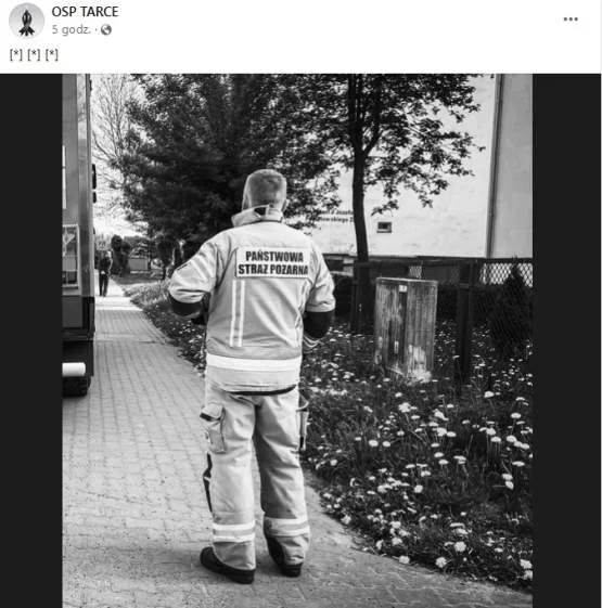 Ratownicy jechali na akcję. Zginęli. Żegnają ich jarocińscy strażacy