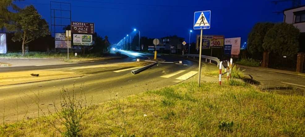 Kilkanaście minut trwał pościg policyjny za nietrzeźwym kierowcą bez uprawnień [