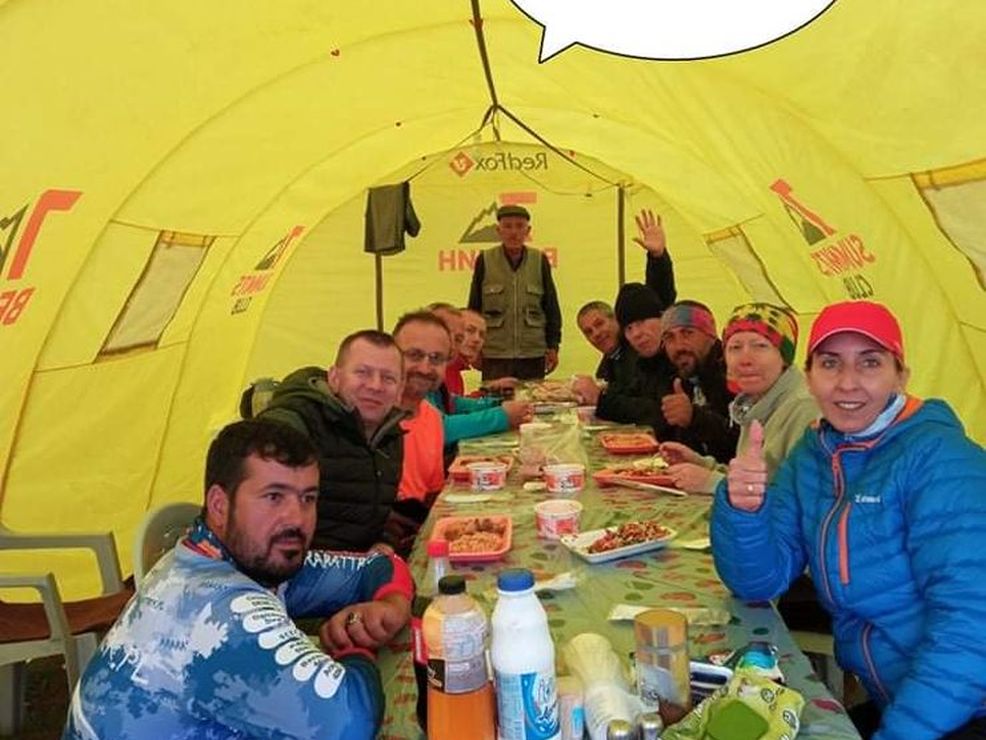 Państwo Szwarnowscy zdobyli najwyższy szczyt Turcji - Ararat