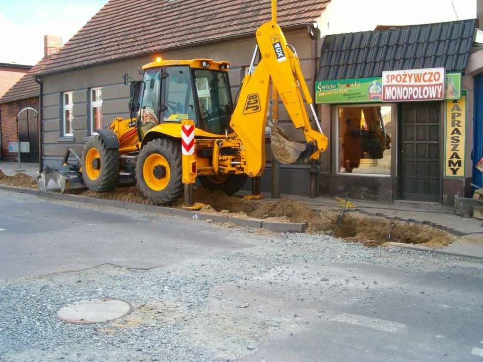 Trwają remonty dróg na terenie gminy Jarocin