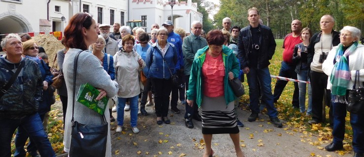 Przyszli zobaczyć ptaki. Dowiedzieli się, co jeszcze wytną i posadzą w parku [VIDEO] - Zdjęcie główne