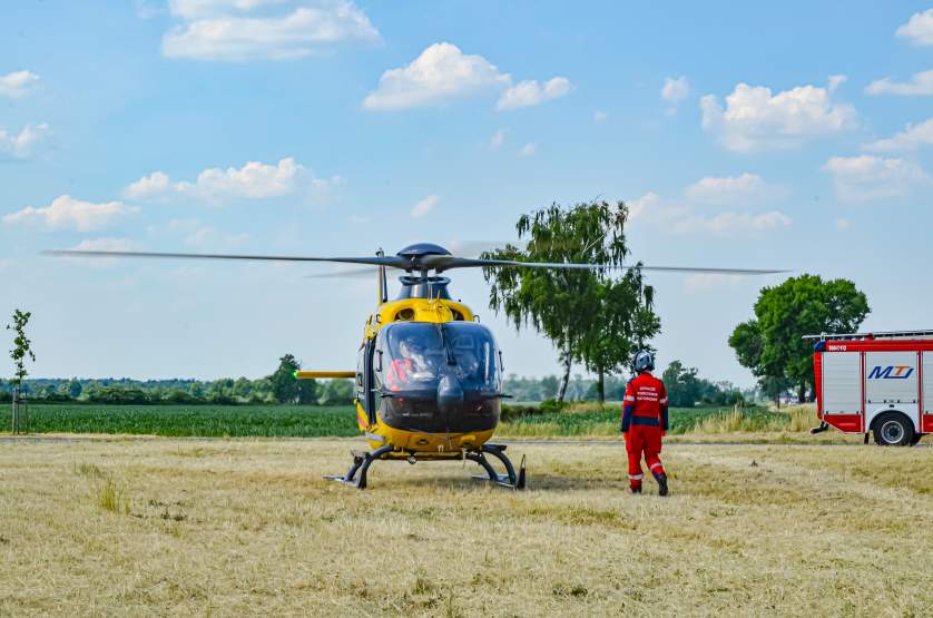 Śmiertelny wypadek na obwodnicy Jarocina. Czołowe zderzenie ciężarówki i opla mokki