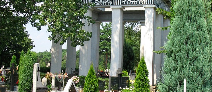 Duże pieniądze na remont jarocińskiego mauzoleum  - Zdjęcie główne