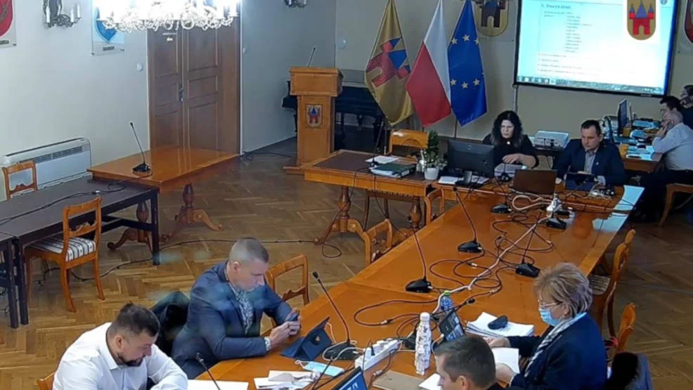Rada Miejska w Jarocinie spotyka się, żeby uchwalić budżet na 2022 rok [AKTUALIZACJE] - Zdjęcie główne