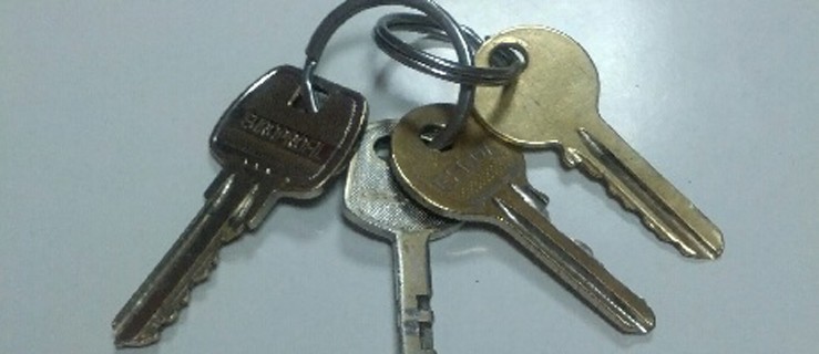 Znaleziono klucze w Jarocinie. Do odebrania - Zdjęcie główne