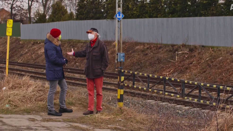 Burmistrz w telewizji tłumaczył swoje prywatne powiązania z gminnymi inwestycjami