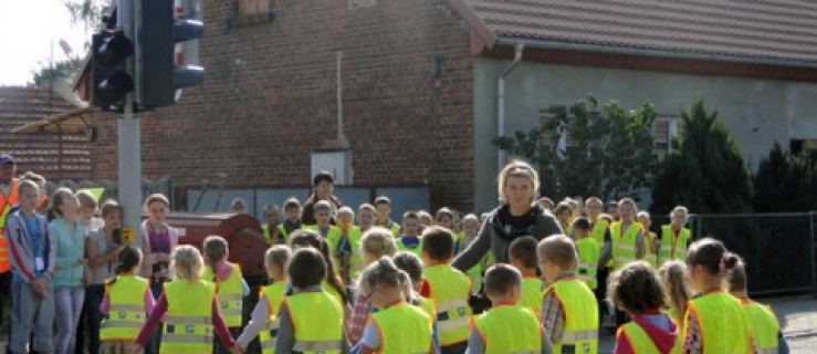 Bezpieczniej do szkoły w Golinie - Zdjęcie główne