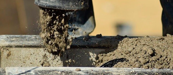 Uszczelnianie betonu - jak wykonać wodoszczelną warstwę izolującą? - Zdjęcie główne
