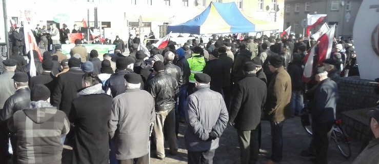 Rolnicy protestowali na rynku w Koźminie Wlkp. [WIDEO I FOTOGALERIA] - Zdjęcie główne
