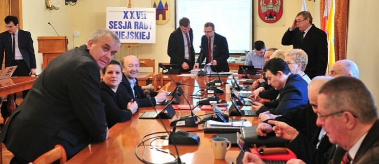 Sesja ze skargą na burmistrza Jarocina. Jedno takie posiedzenie w kadencji  - Zdjęcie główne