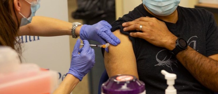 Jarocin w pełnej gotowości czeka na szczepionki przeciw koronawirusowi - Zdjęcie główne