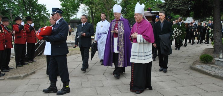 Odszedł na wieczną wartę. Tłumy żegnały księdza - Zdjęcie główne