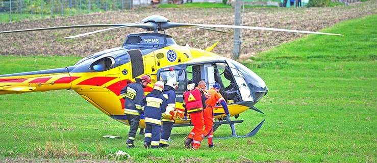 Wypadek na polu. Leci helikopter pogotowia [WIDEO] - Zdjęcie główne