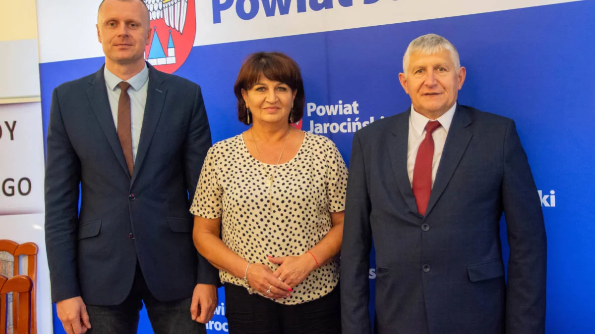 Jedno z najważniejszych powiedzeń Rady Powiatu Jarocińskiego - dziś radni rozliczą pracę zarządu powiatu w 2024 roku [AKTUALIZACJE] - Zdjęcie główne