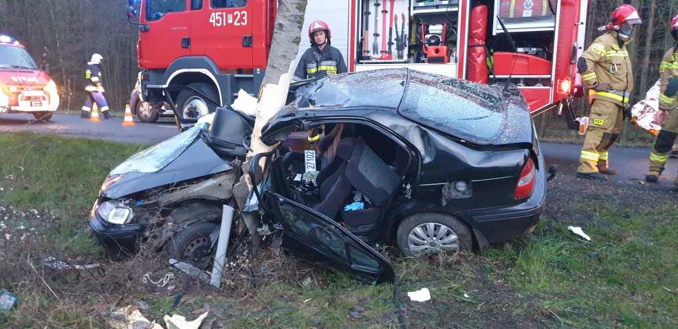 Wypadek na drodze wojewódzkiej między Bachorzewem a Tarcami. Jedna osoba poszkodowana 