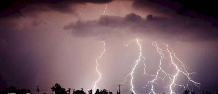 Już pada. A spodziewane są ulewy. Jest ostrzeżenie meteorologiczne  - Zdjęcie główne