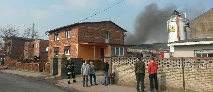 Pożar. Kłęby dymu widać z daleka - Zdjęcie główne