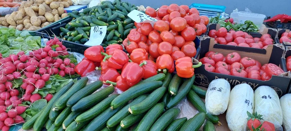 Rekordowe ceny warzyw i owoców na bazarach. Na targowisku w Jarocinie znacznie taniej - Zdjęcie główne