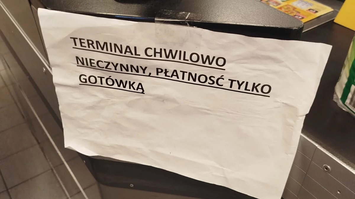 Uwaga. Tylko gotówką w marketach. Awaria kart w Jarocinie i okolicy!