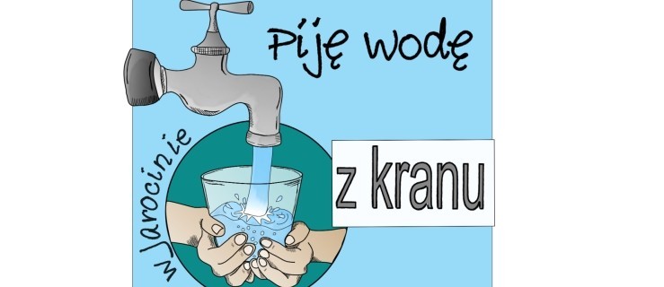 Co się dzieje z wodą w plastikowej butelce? Jarocin pije wodę z kranu. - Zdjęcie główne