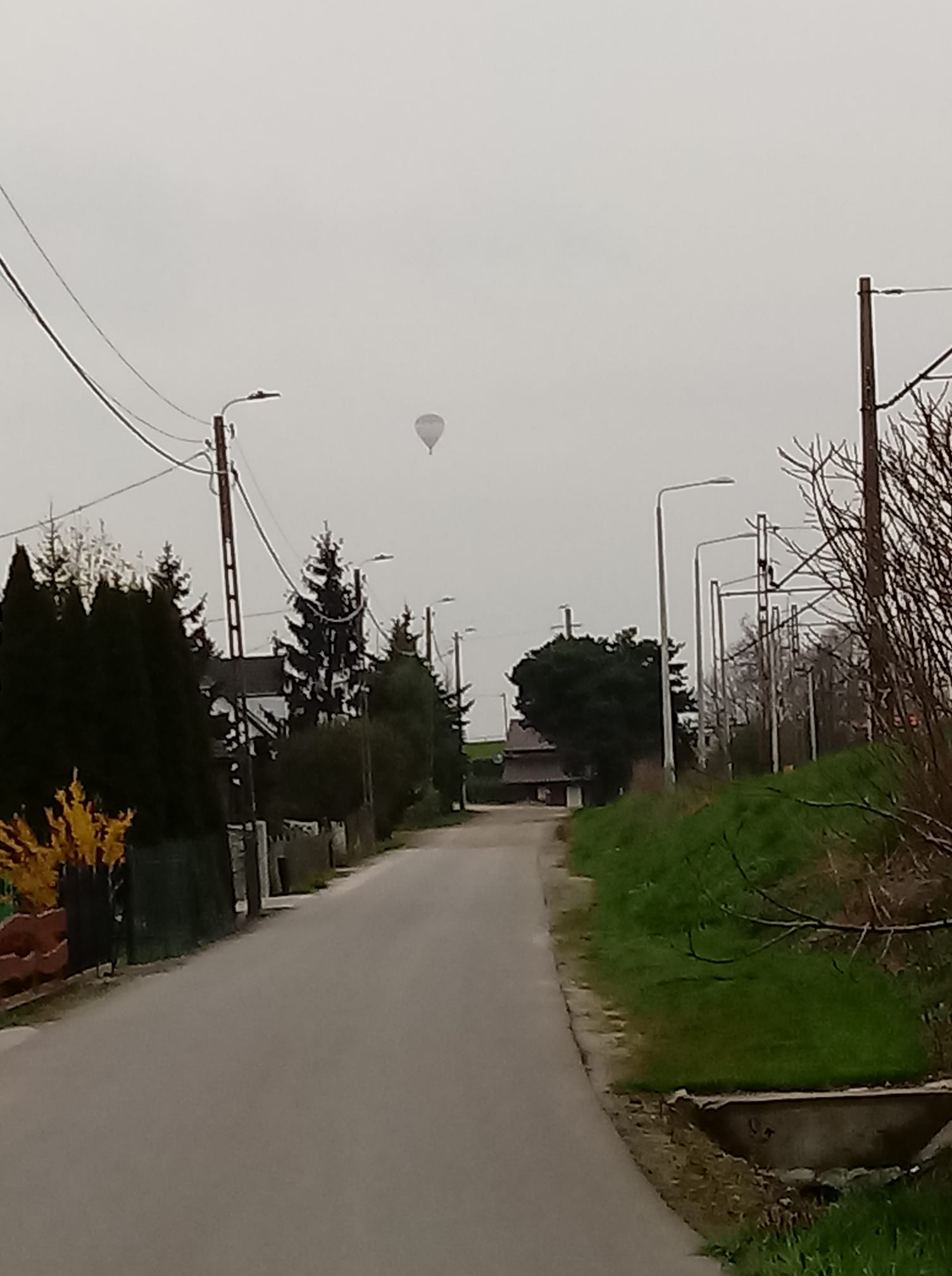 Balon nad Jarocinem wzbudził duże zainteresowanie. Wiemy kto nim leciał