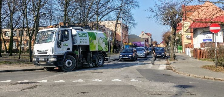 Pozamiatają Jarocin i utwardzą gruntówki  - Zdjęcie główne