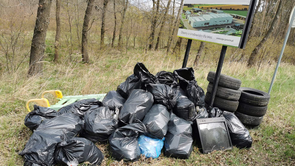 Wiosenne Porządki z RoweLOVE Jarocin. Zebrali jeszcze więcej śmieci niż w marcu