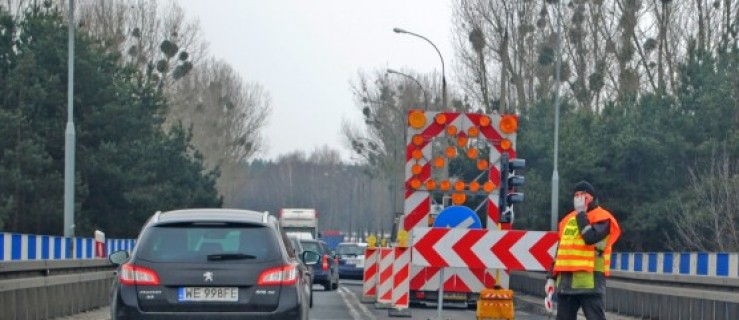 Znów remont mostu w Nowym Mieście. Będą utrudnienia. Na początek zakaz dla ciężarówek  - Zdjęcie główne