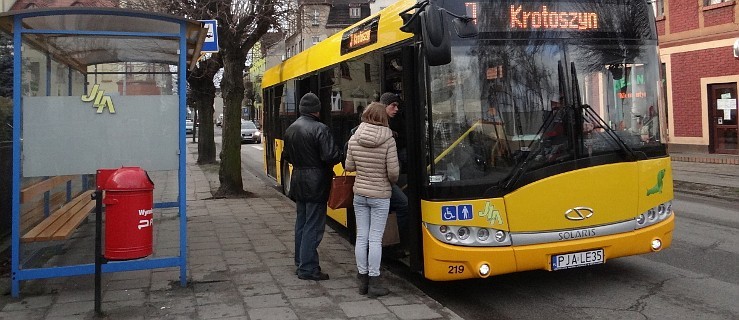  Od 1 września zmiany w rozkładzie jazdy JLA     - Zdjęcie główne