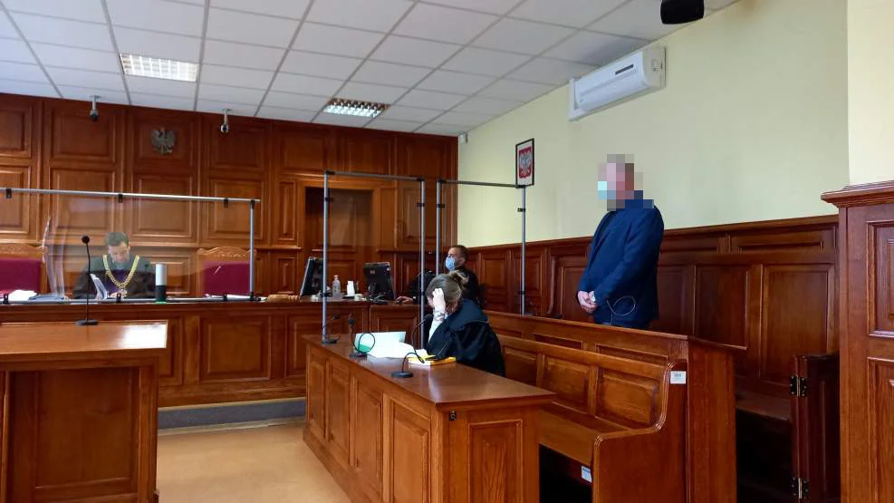 Sąd w Jarocinie skazał radnego, który jechał pijany traktorem [ZDJĘCIA] - Zdjęcie główne