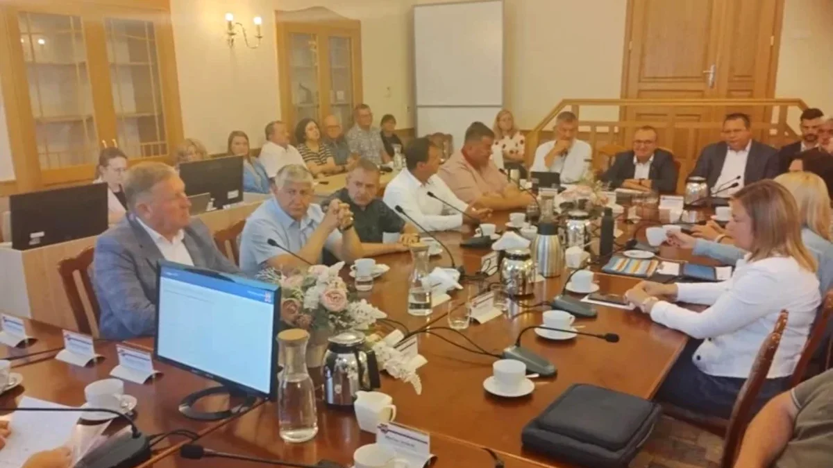Debata o sytuacji jarocińskiego szpitala. Każdy może wziąć udział - Zdjęcie główne