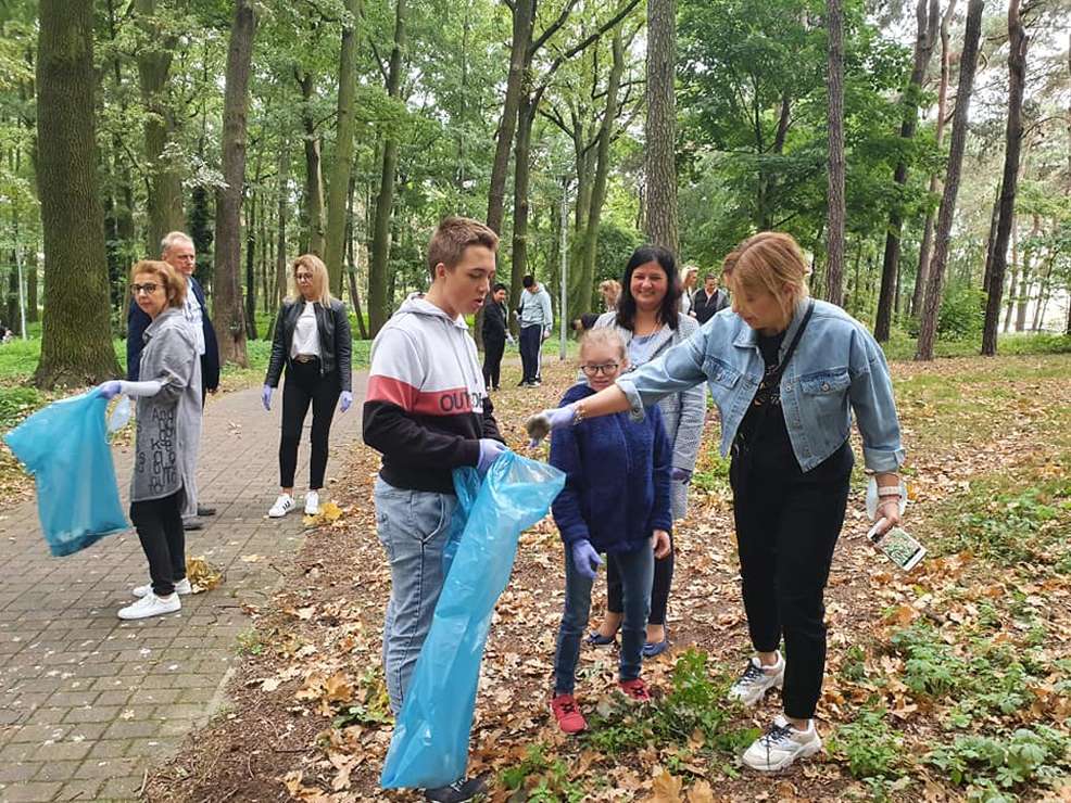 Zaczęło się - wielkie „sprzątanie świata” - zobacz ZDJĘCIA - Zdjęcie główne