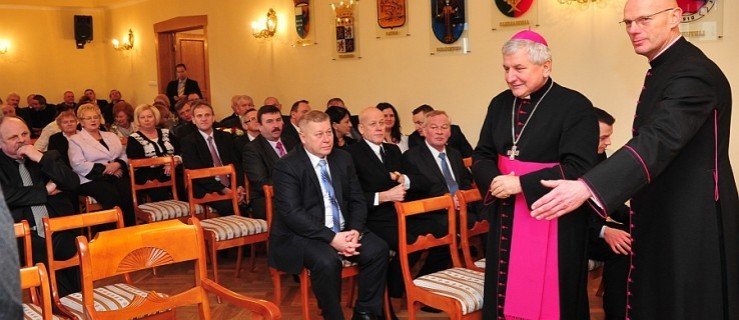 Biskup kaliski w Jarocinie: Aż się serce kroi  - Zdjęcie główne